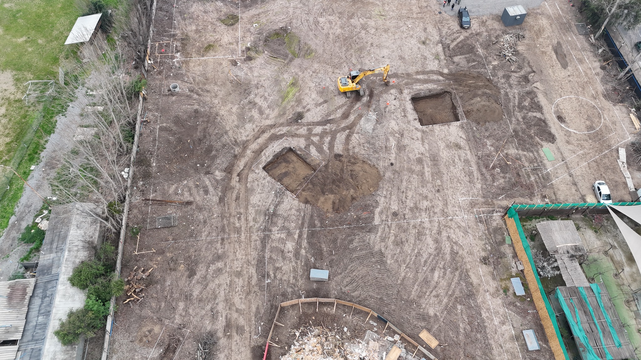 Fotografía 1 del proyecto de limpieza y nivelación de terreno en Data Center Huechuraba